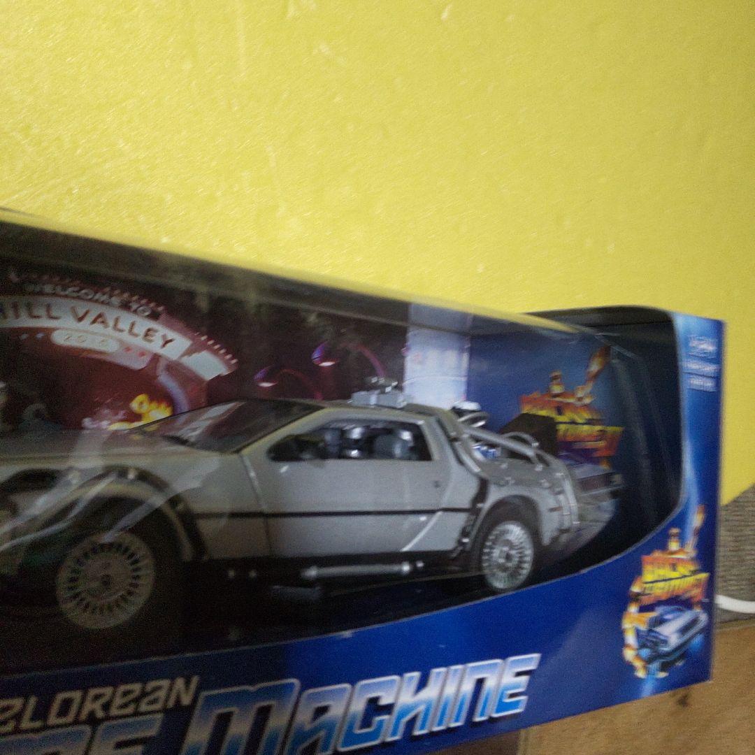 Welly DELOREAN TIME MACHINE ミニカー1/24サイズ