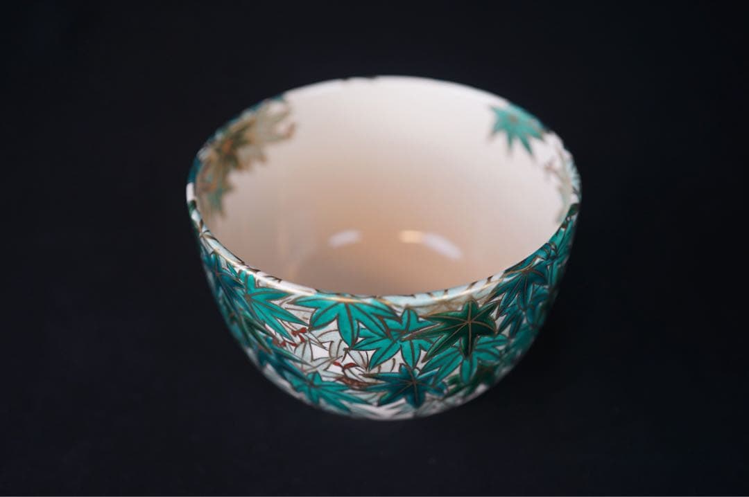 杉田祥平 清閑寺窯 色絵青楓 茶碗 共箱 茶道具