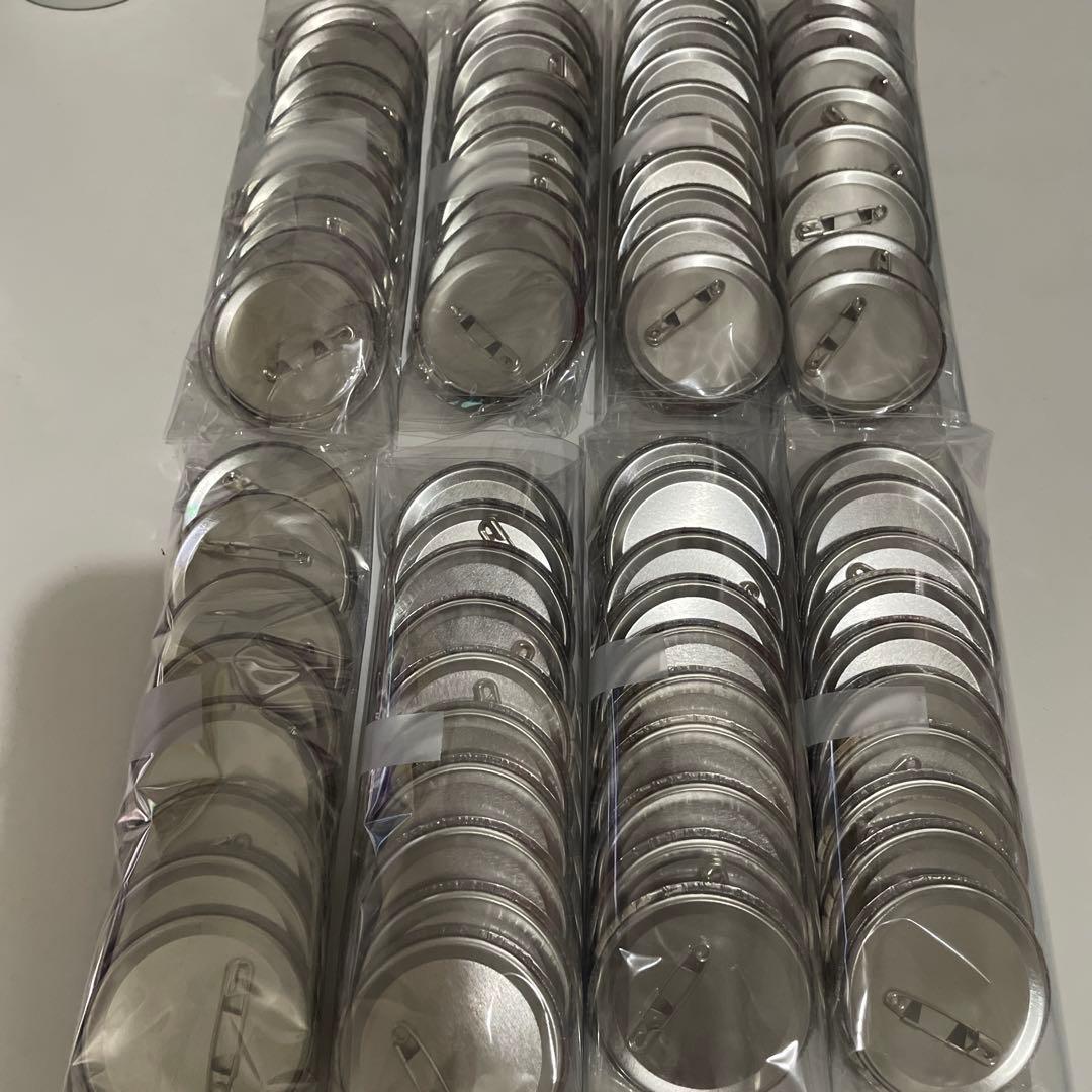 M1.浦島坂田船 となりの坂田 ハロパ 缶バッジ 等身 バドモン