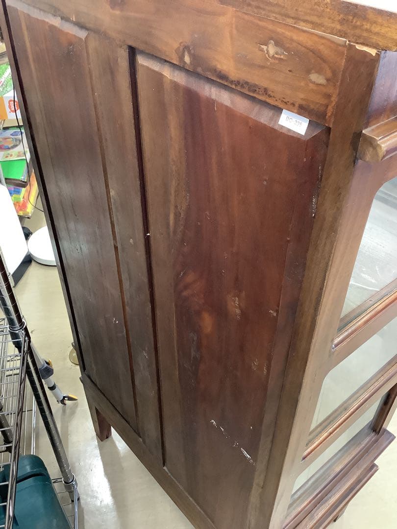 ビーカンパニー 家具　無垢材 アンティークダークブラウン キャビネット　鍵付き