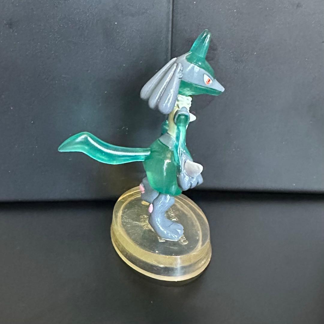 Pokémonモンコレ劇場版クリアver.『ルカリオ／ウソハチ』初期　TOMY製