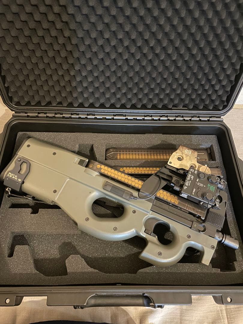 東京マルイ　電動ガン　P90　ハイサイクル　カスタム