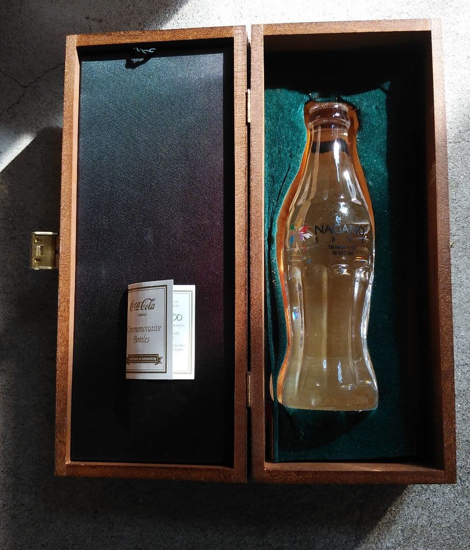 コカコーラ　1998年　長野オリンピック　記念ボトル　クリスタル　81/500