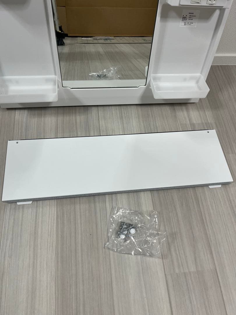 TOTO ミラーキャビネット　750