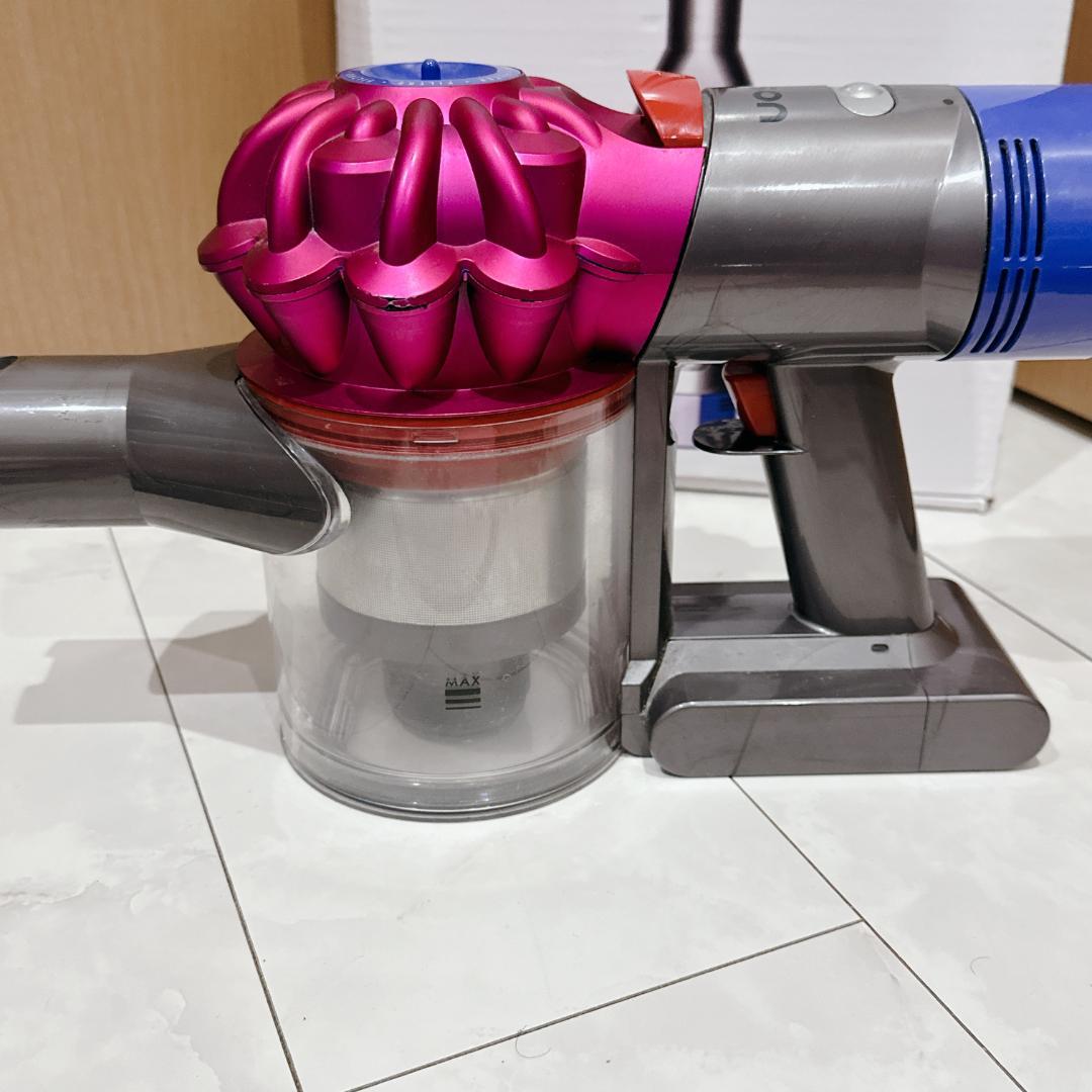 【良品】Dyson V7 Mattress HH11 COM 掃除機