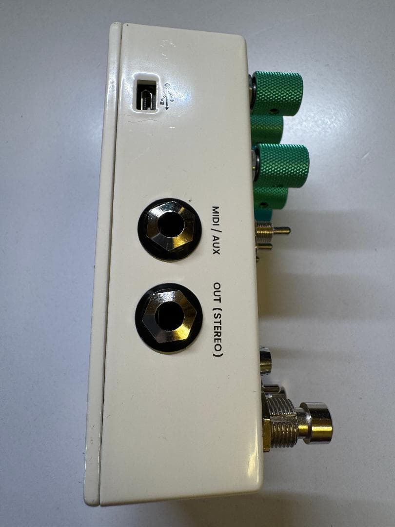 最終値下げ！ Chase Bliss Clean｜ほぼ新品 箱・保証書あり