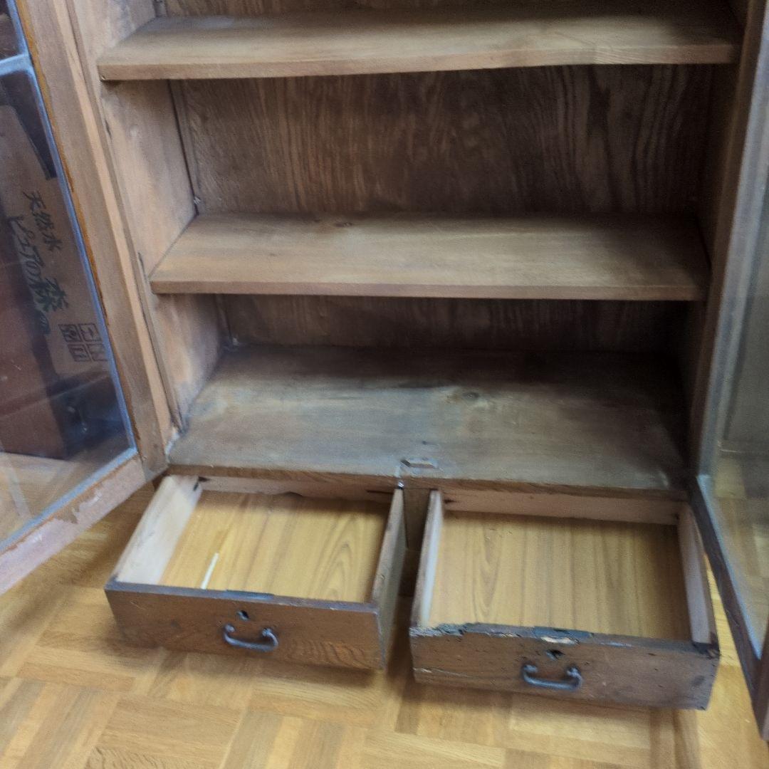 アンティーク　飾り棚　木製ガラス扉キャビネット　当時物　希少