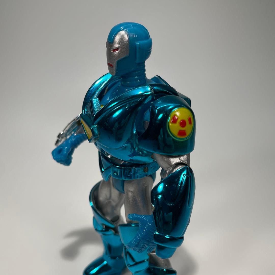 トイビズ 世界25体 未発売 IRON MAN Radiation Amor