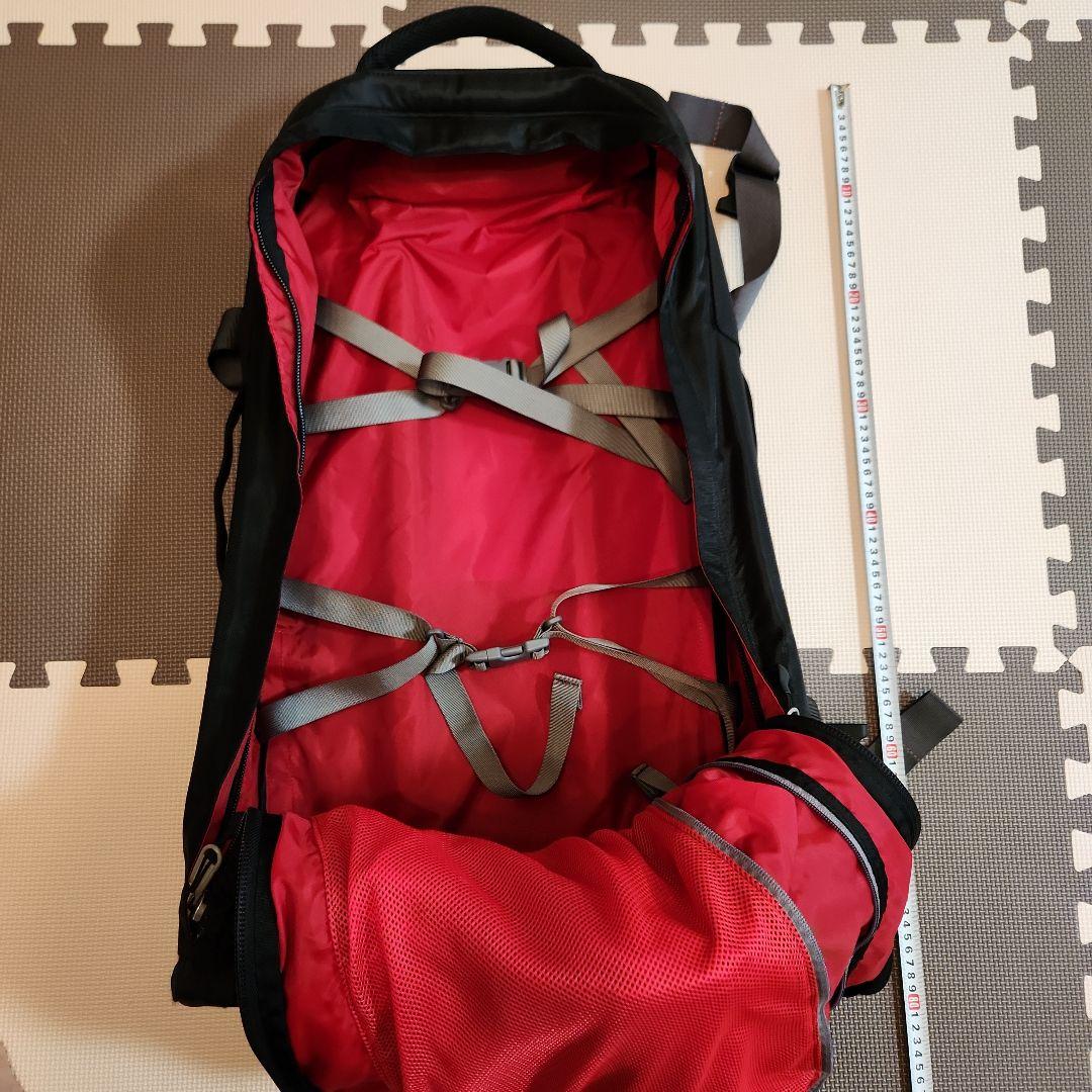 THE NORTH FACE ブラックレッド キャリーケース