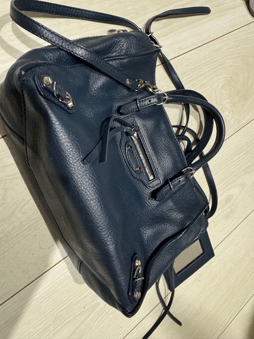 ネイビー レザー ショルダーバッグ　バレンシアガ　ペーパーミニバッグ