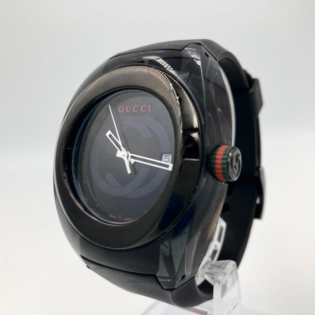 グッチ SYNC 腕時計 黒 メンズ シェリーライン