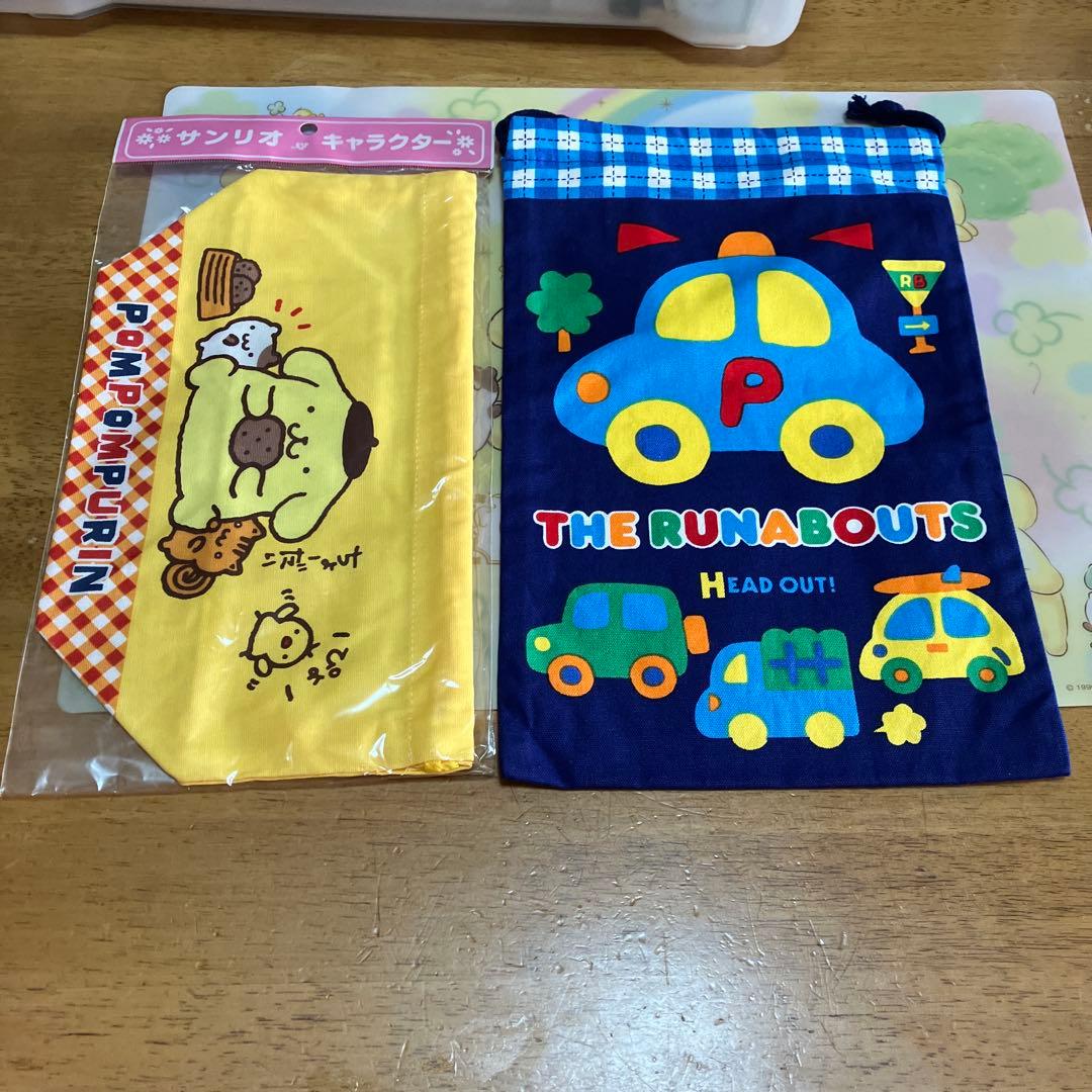 サンリオ　ハンカチ・巾着袋セット〜BOX72