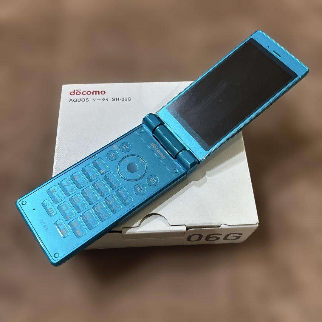 docomo AQUOSケータイ SH-06G Blue Green