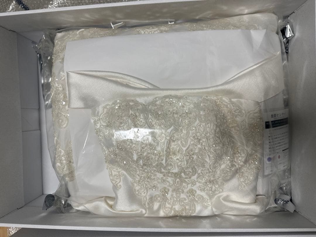 ⚠️お値下げ中【美品】定価42万 オーダー Aライン ロングトレーン ウェディング