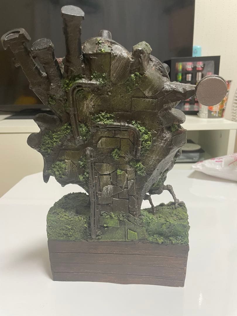 希少、非売品、ハウルの動く城 ジオラマ　フィギュア　ローソン200個限定商品