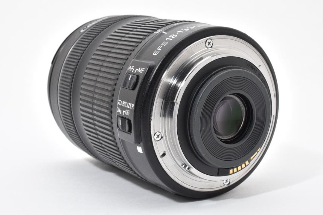 レンズ(ズーム) CANON EF-S 18-135mm f/3.5-5.6 IS L0327