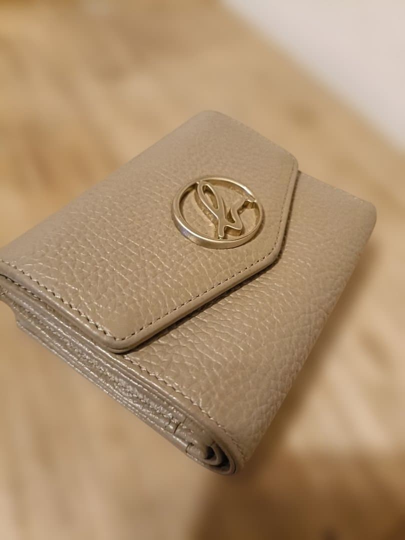 アニエスベー★本革三つ折財布　使用期間10日程　24000円