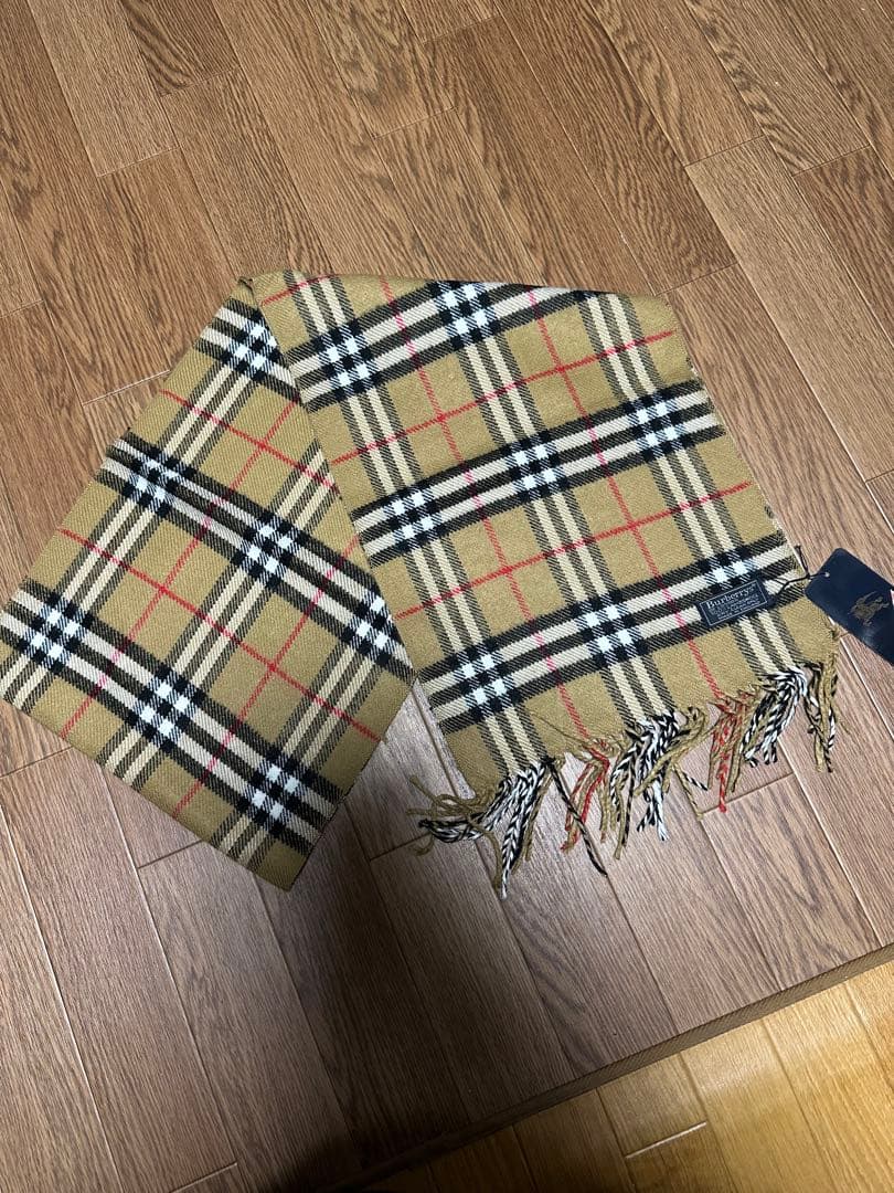 Burberryマフラー　新品　未使用　タグ付き　イングランド製　チェック柄