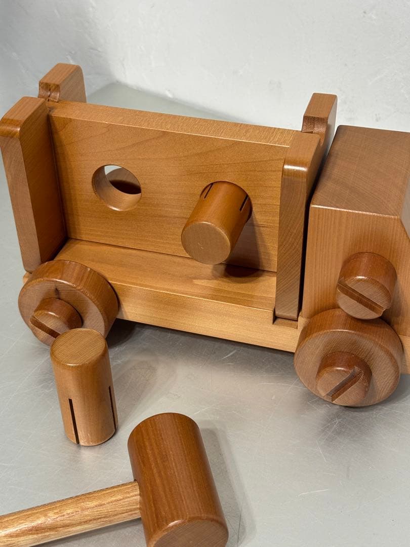 寺内定夫 木のおもちゃ4つセット あひる ひと トンカチぐるま イスとテーブル
