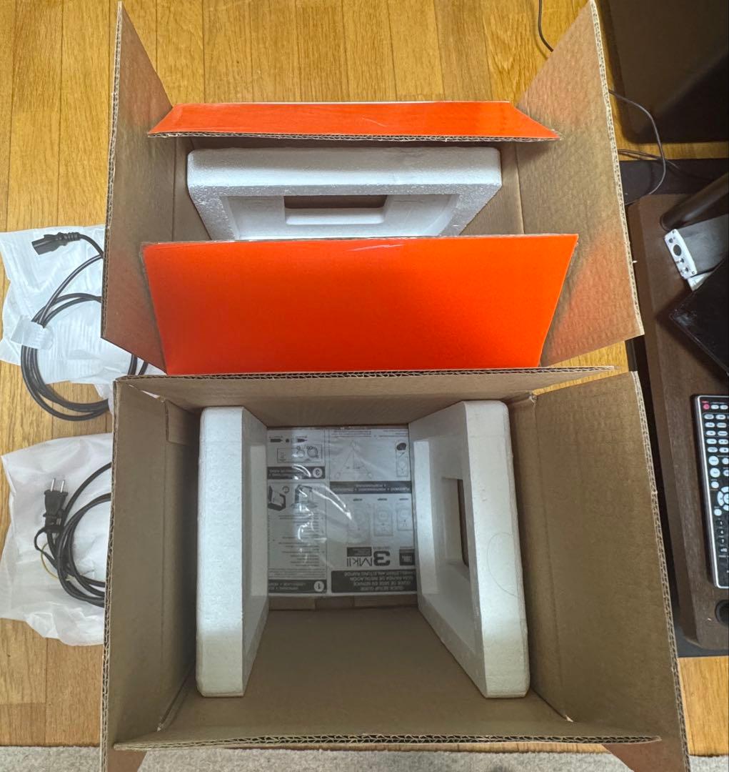 JBL 305P MkII スタジオモニタースピーカー