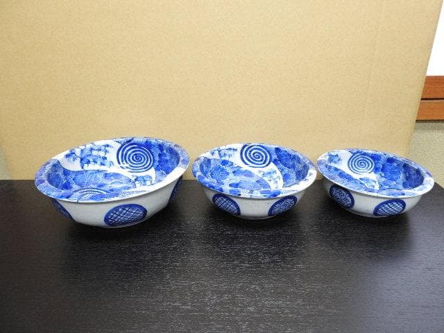 伊万里三ツ重鉢　MA342