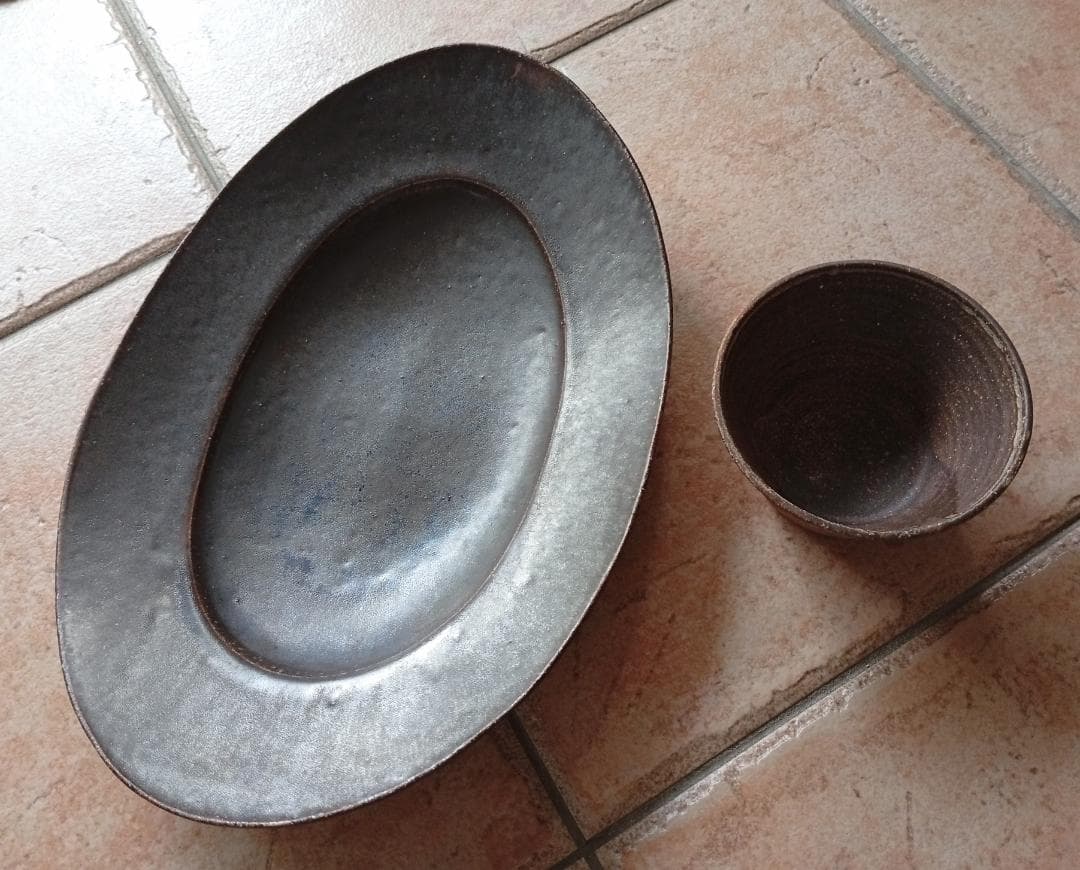 林拓児 黒釉 楕円皿 大＋小鉢 ２点セット