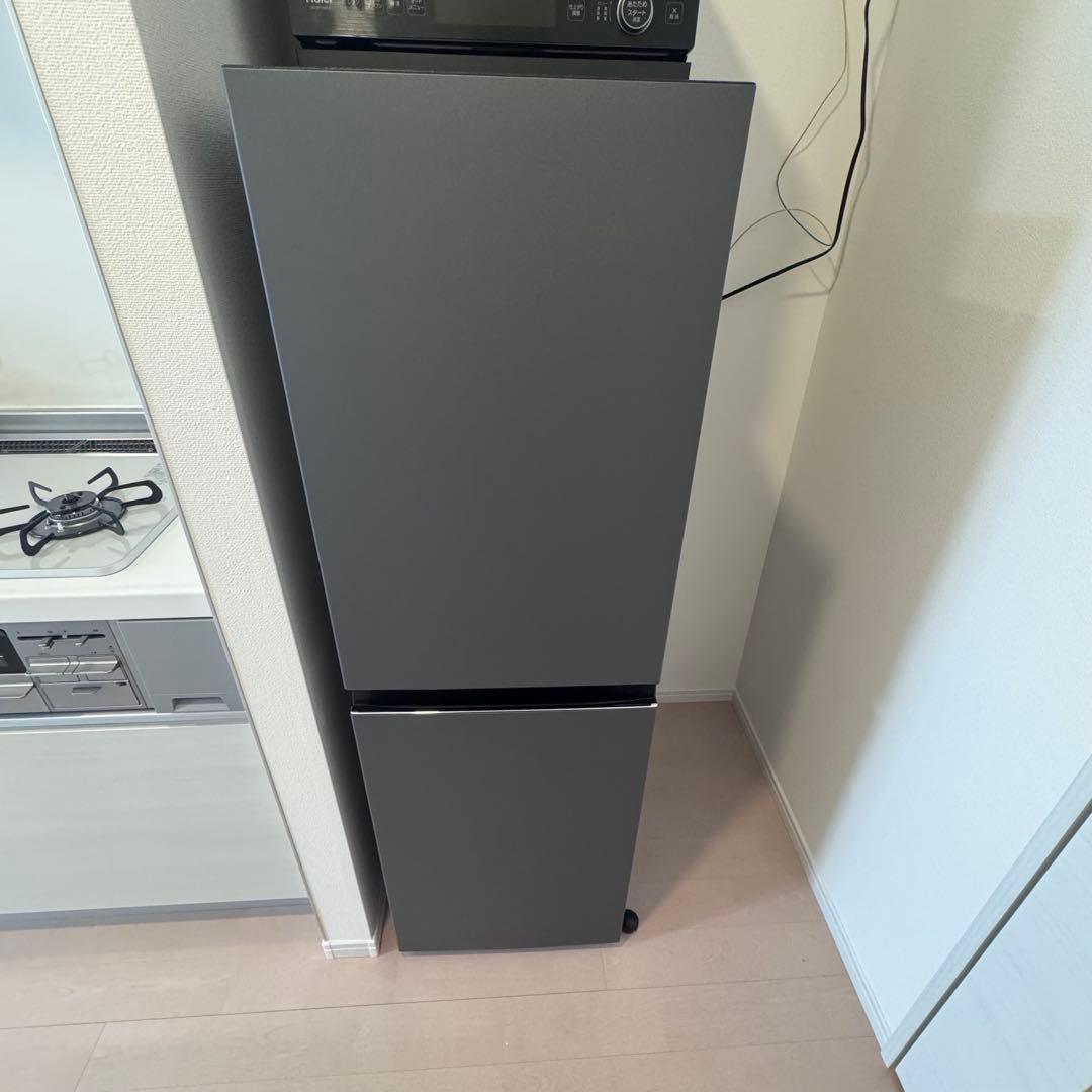 【新品未使用】ハイアール　冷凍冷蔵庫　黒