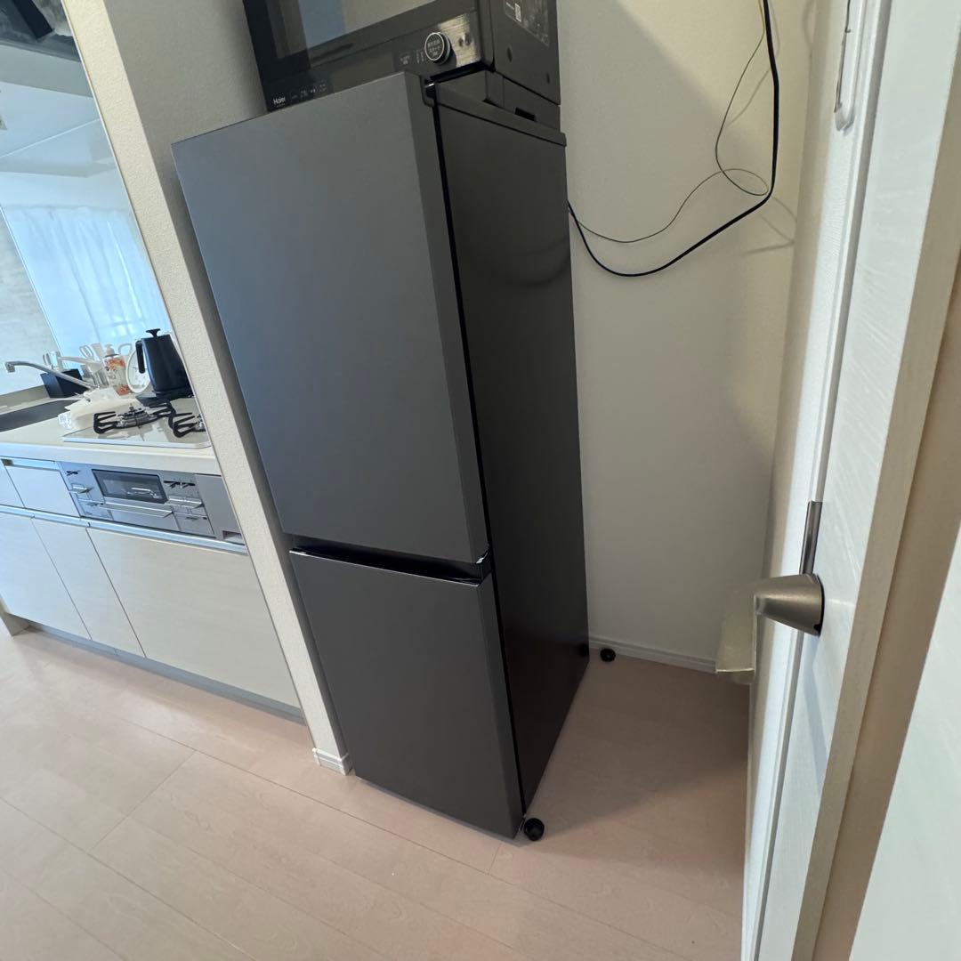 【新品未使用】ハイアール　冷凍冷蔵庫　黒