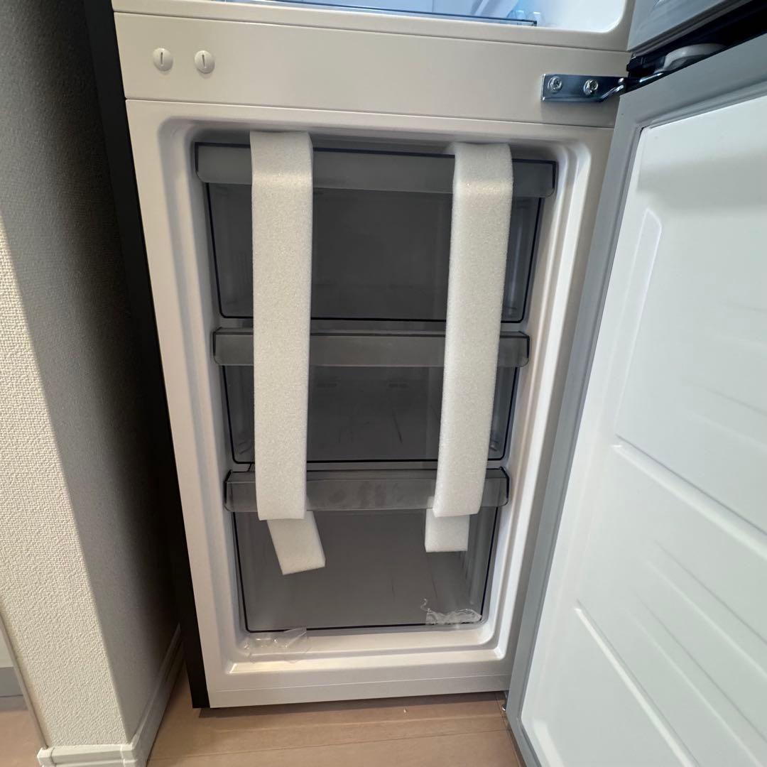 【新品未使用】ハイアール　冷凍冷蔵庫　黒