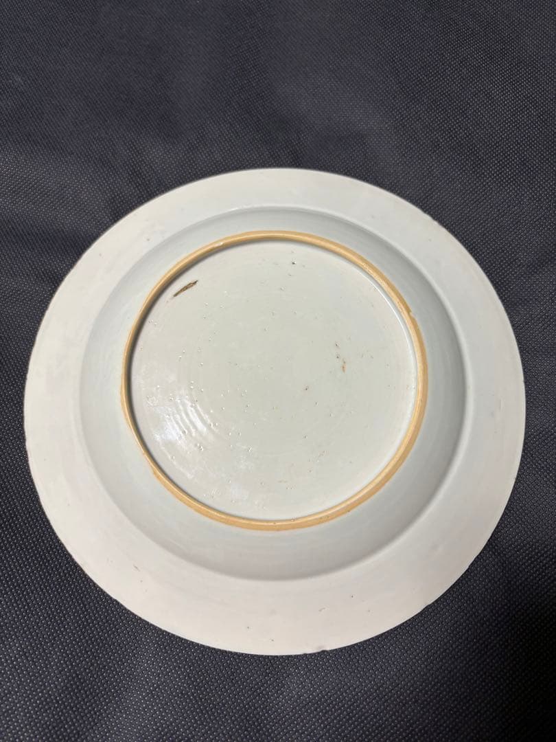 中国古美術品　清の乾隆時代　粉彩花卉洞石中皿　本物保証　23cm