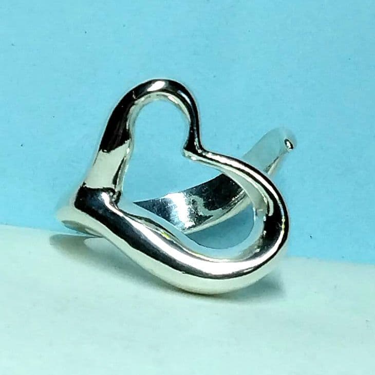 ティファニーオープンハートリング　16号　新品仕上げ　無傷未使用に近い