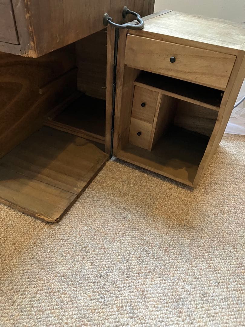 古道具・木製火鉢・引き出し付き