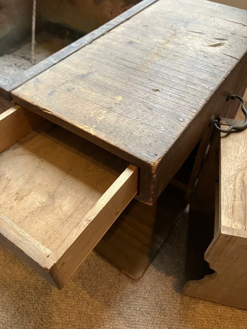 古道具・木製火鉢・引き出し付き
