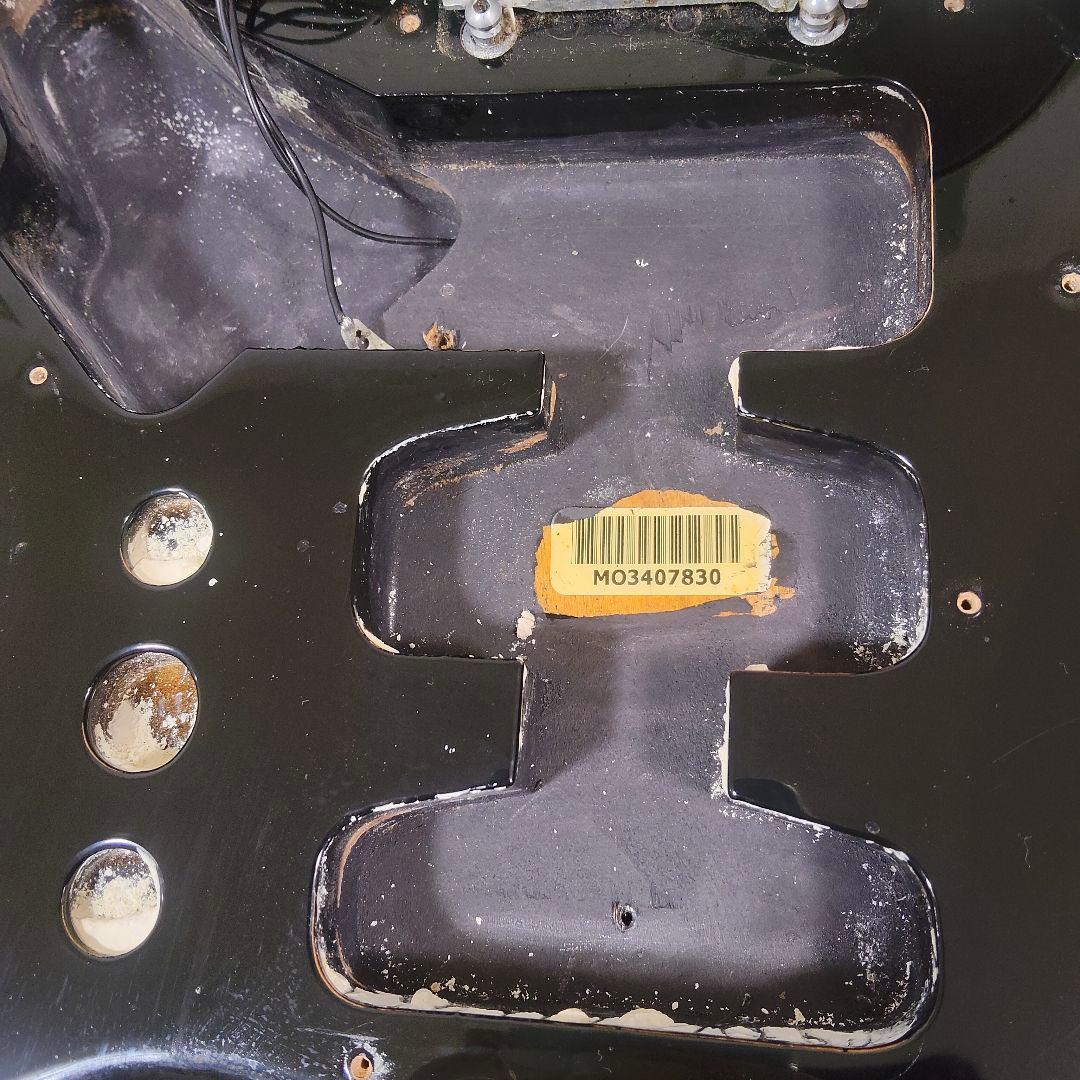 ギター Fender Mexico Standard Stratocaster Suhr