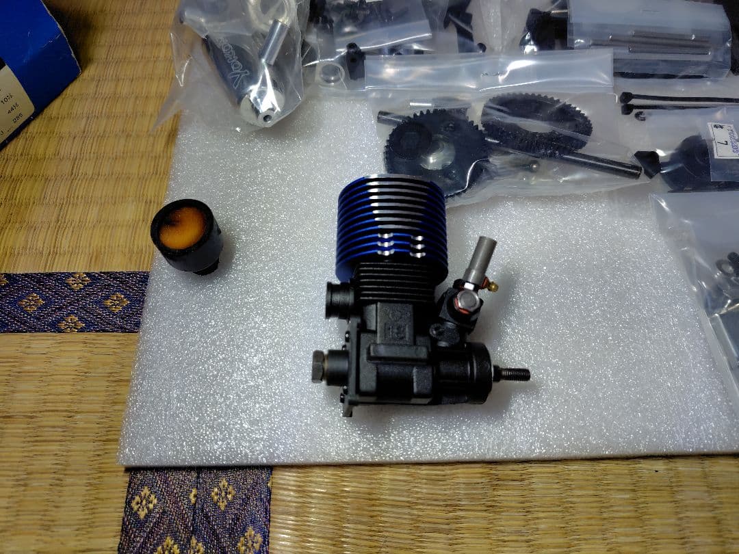 ヨコモ　GT-4 用パーツ　エンジン　マフラーセット