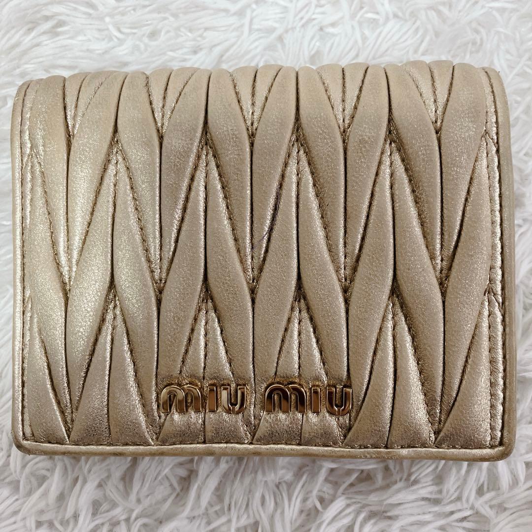 くまピヨ ✨ミュウミュウ 折り財布マテラッセ 5MV204 キルティング