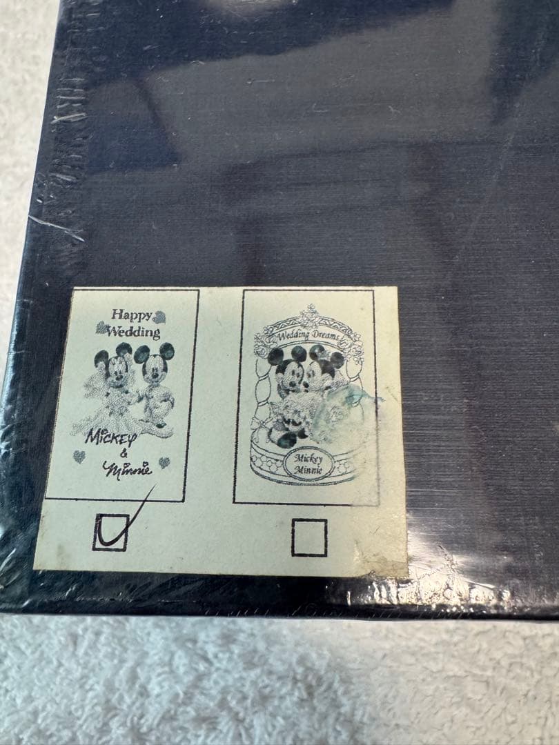 Disney 黒いボックス 未使用　シュリンク付