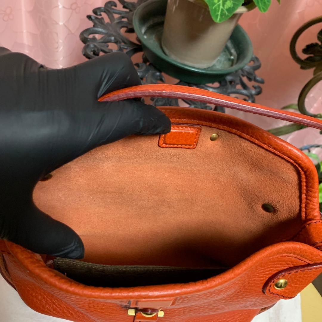 ガンチーニ ハンドバッグ salvatore ferragamo フェラガモ