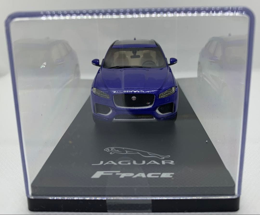 Jaguar 特注Special BOX入り1/43 ジャガー F-PACE