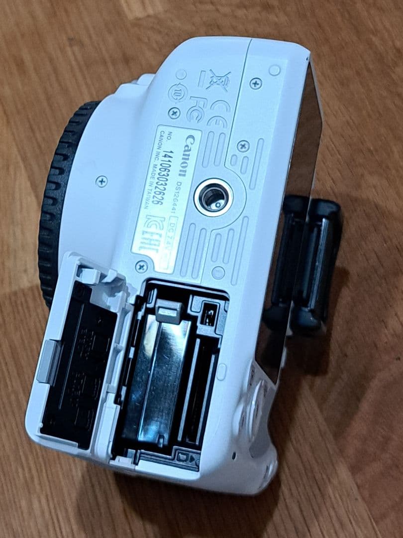 デジタルカメラ Canon EOS Kiss X7