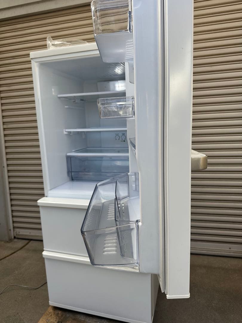 無料配送有り★3ヶ月保証★冷蔵庫アクア 2020年製272LAQR-27J(W)