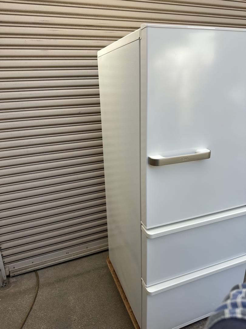 無料配送有り★3ヶ月保証★冷蔵庫アクア 2020年製272LAQR-27J(W)