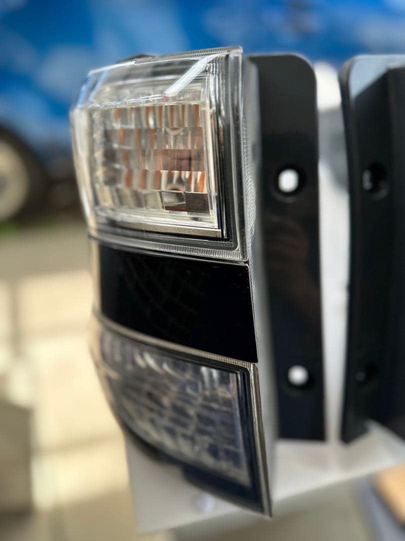 20ヴェルファイア 前期テールランプ