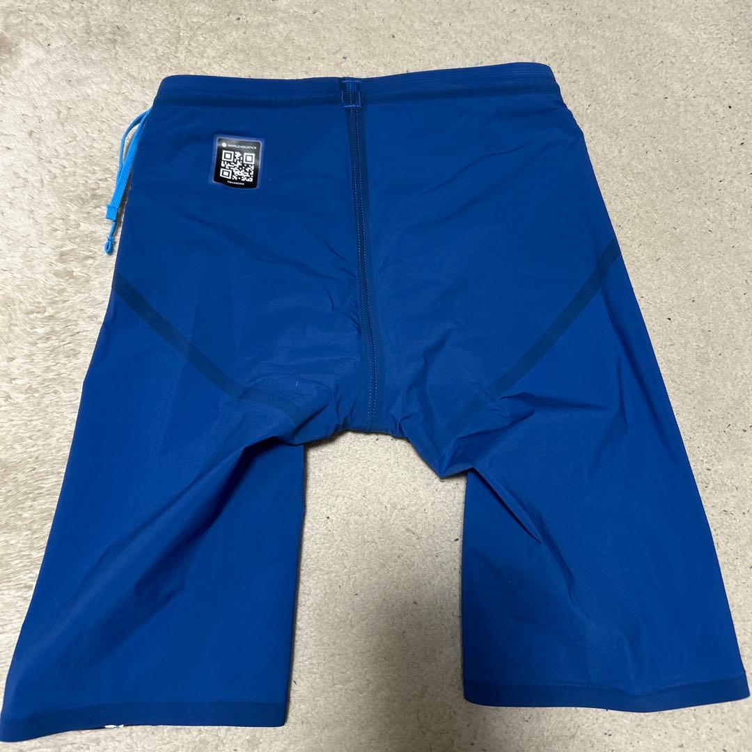 arena アクアストーム　Lサイズ