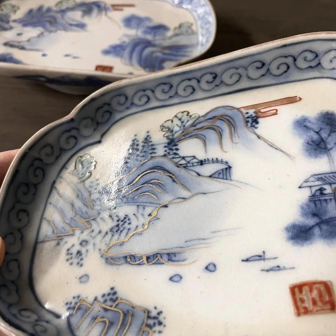 ◆129◆　＊江戸時代　古伊万里　山水画金彩染付長方皿　骨董　和食器　金彩　2枚