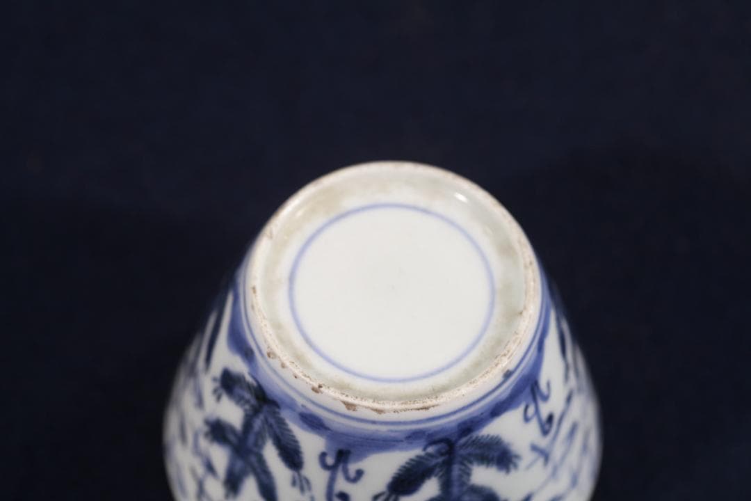 172　古伊万里染付松松葉吹雪図蕎麦猪口　江戸前期　無傷美品