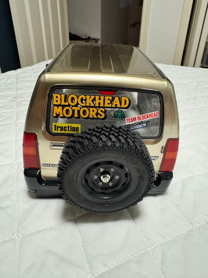 お買い得　タミヤ M08 CONCEPT シャーシキット & ボディ付き