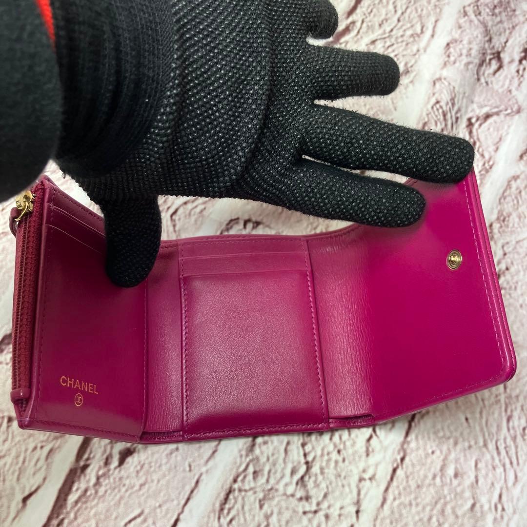 美品✨シャネル ココマーク 三つ折り財布 エンボス ステッチ レザー 正規品