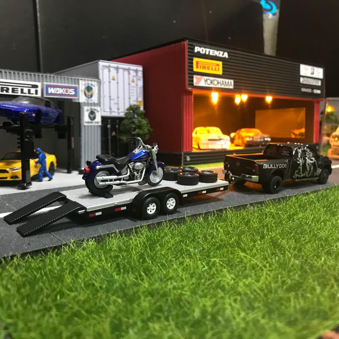 RAM3500 BULL DOGデザイン ロングトラックと ベッドトレーラー②