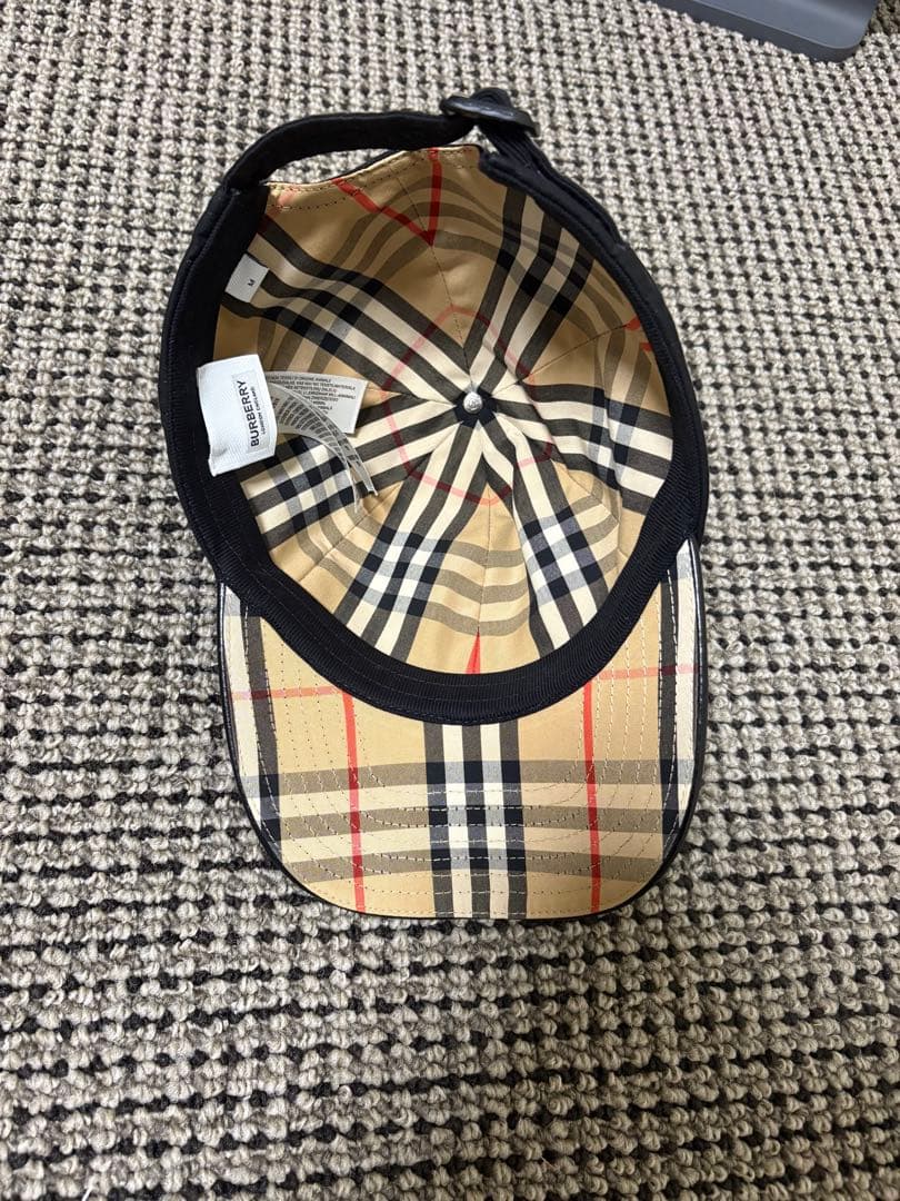 M*i様 バーバリー帽子